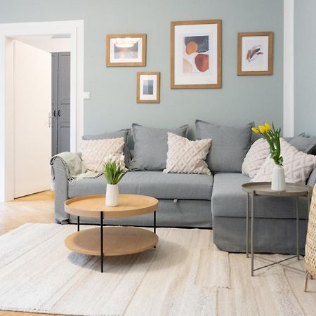 Apartment With Balcony - Trendy Neighborhood Βιέννη Εξωτερικό φωτογραφία