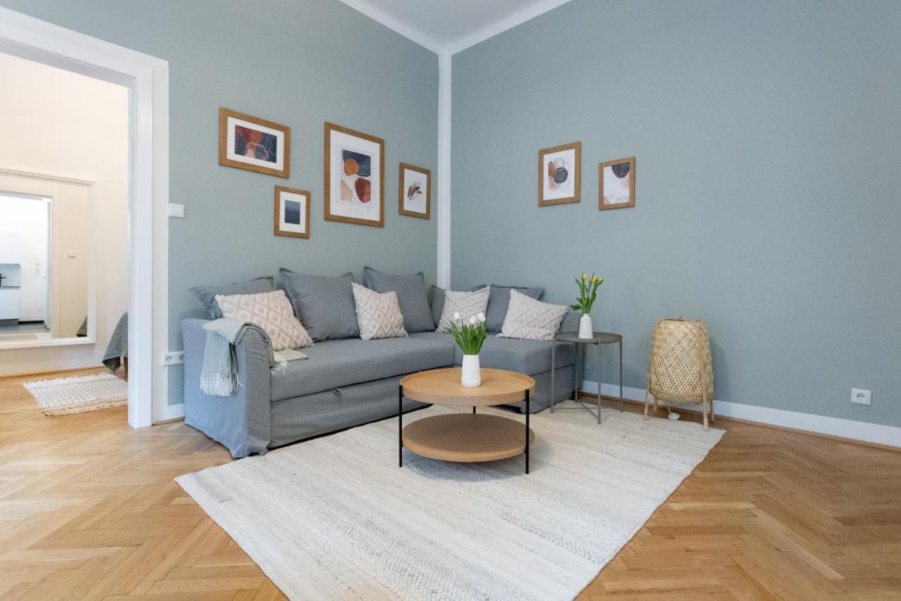 Apartment With Balcony - Trendy Neighborhood Βιέννη Εξωτερικό φωτογραφία