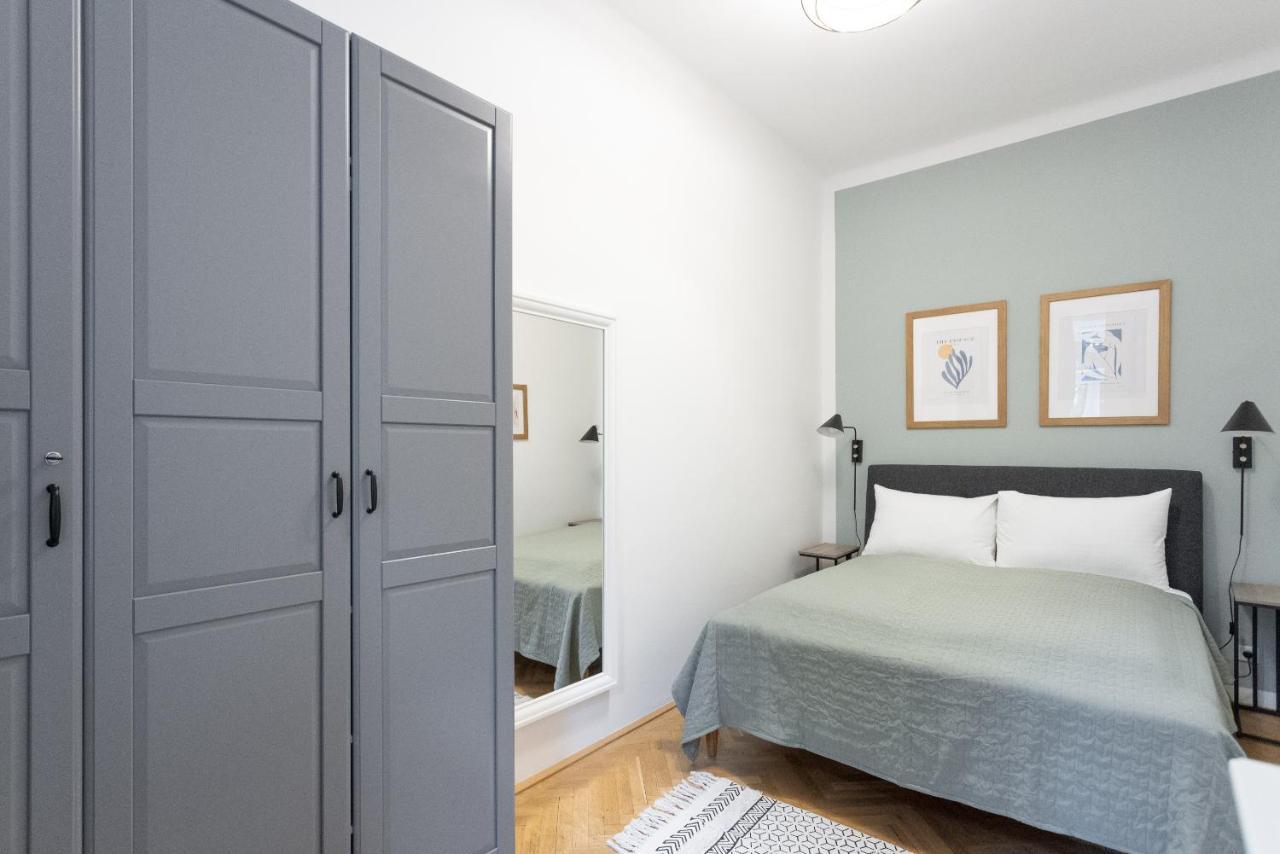 Apartment With Balcony - Trendy Neighborhood Βιέννη Εξωτερικό φωτογραφία